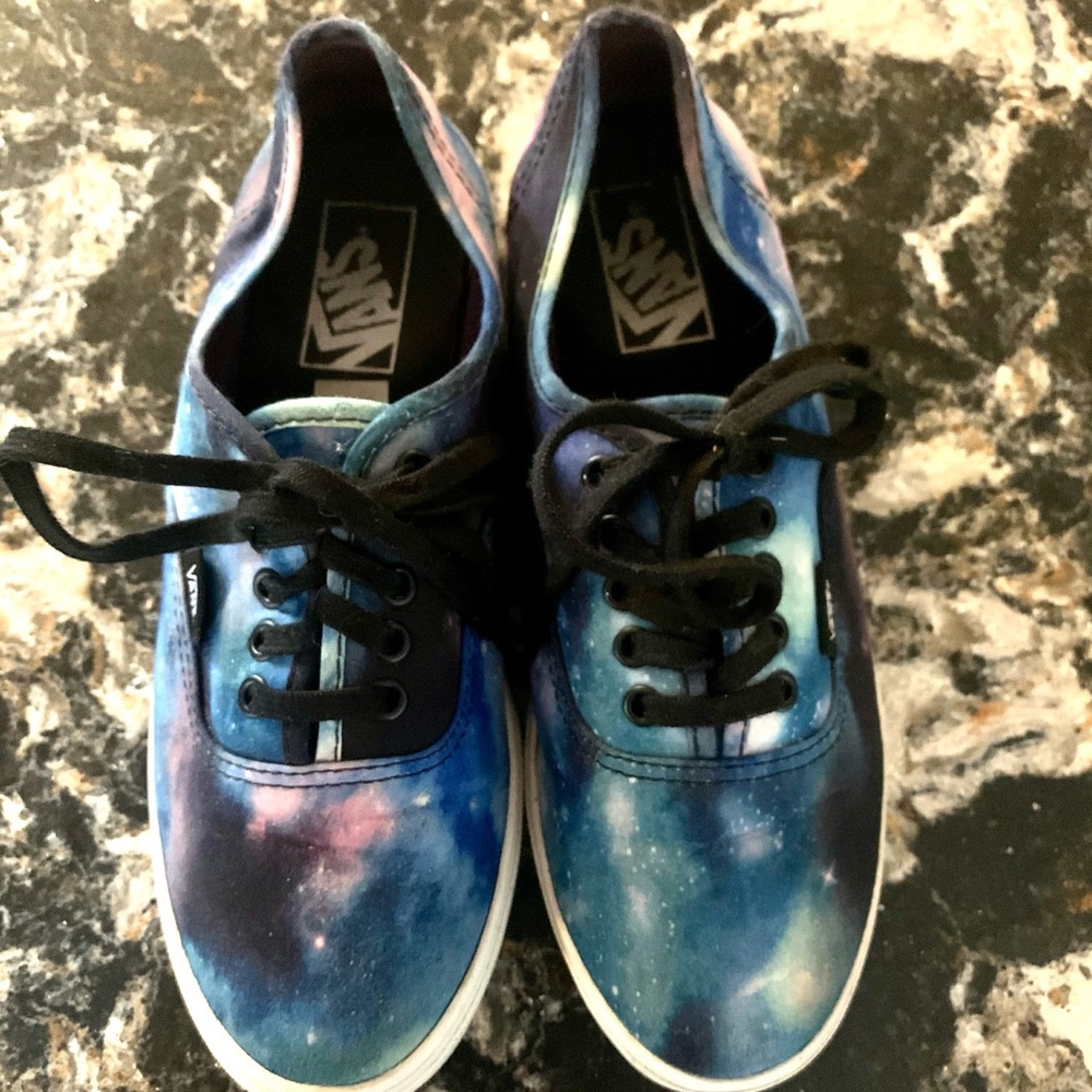 Ladies galaxy Vans, size 5.5